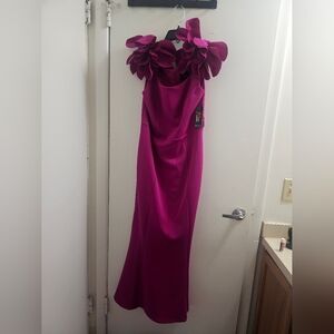 Elegant Magenta Evening Gown